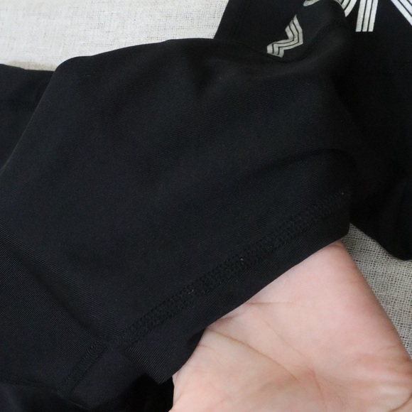 Material Girl Active Metallic Graphic Leggings - Picture 7 of 9